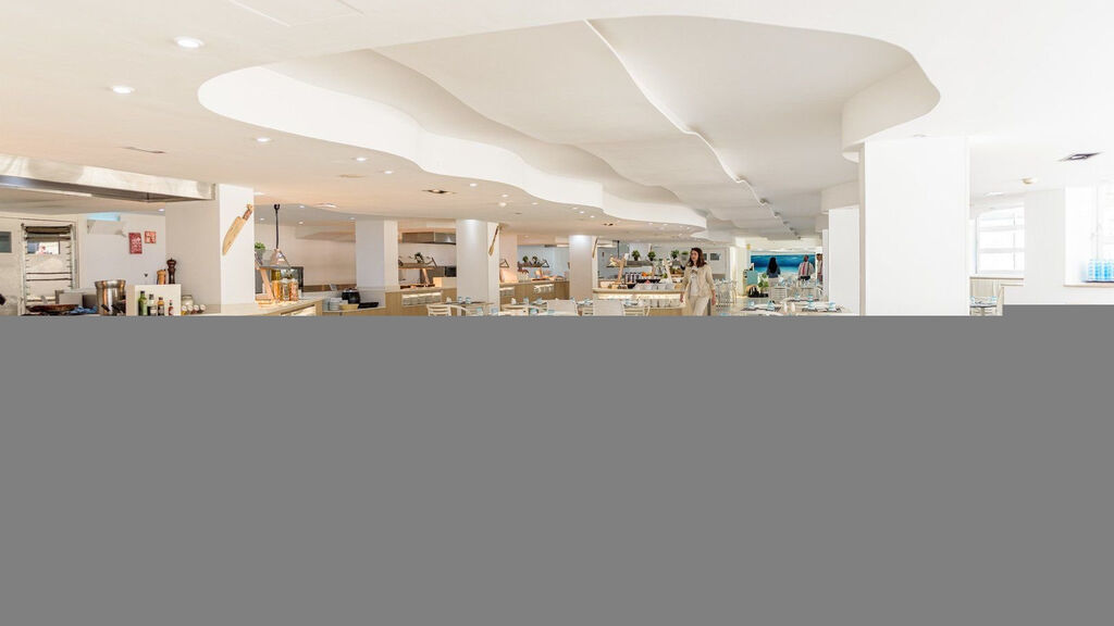 Fergus Style Cala Blanca Suites