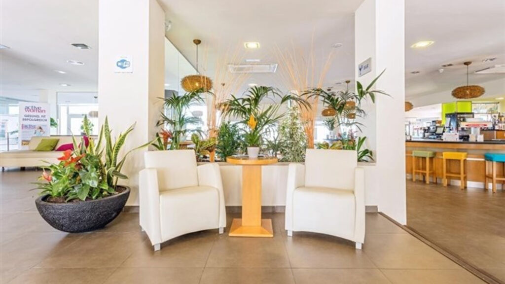 Ferrer Janeiro Hotel & Spa