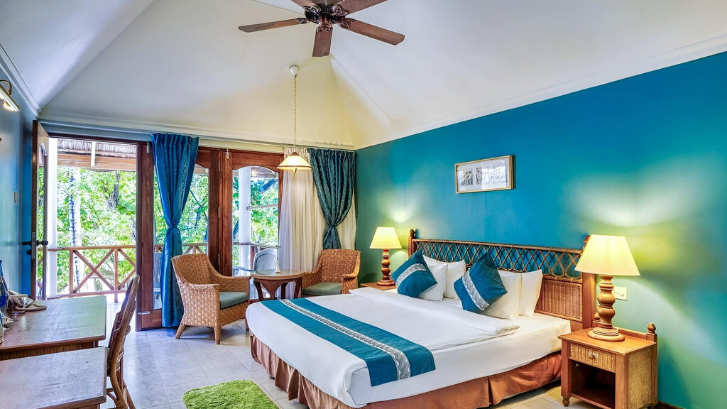 Fihalhohi Island Resort