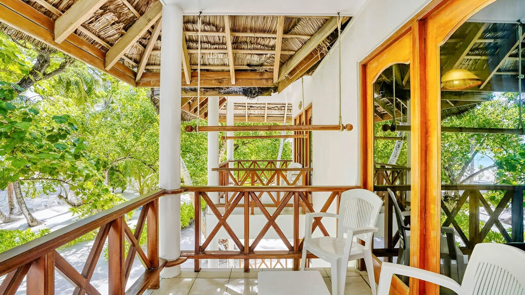 Fihalhohi Island Resort