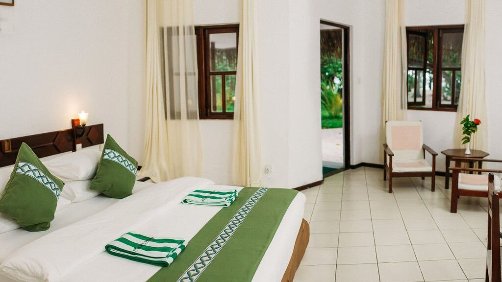 Fihalhohi Island Resort