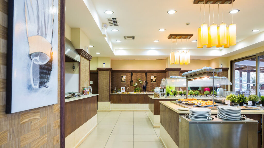 Filion Suites Resort & Spa