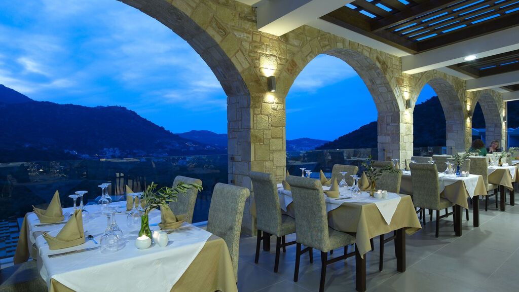 Filion Suites Resort & Spa