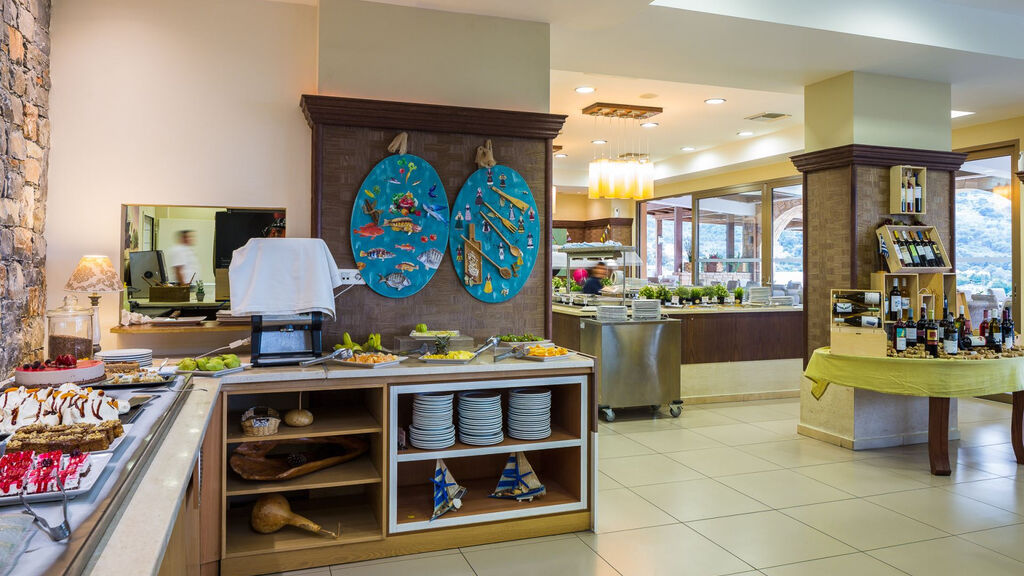 Filion Suites Resort & Spa