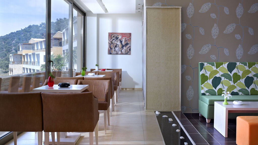 Filion Suites Resort & Spa