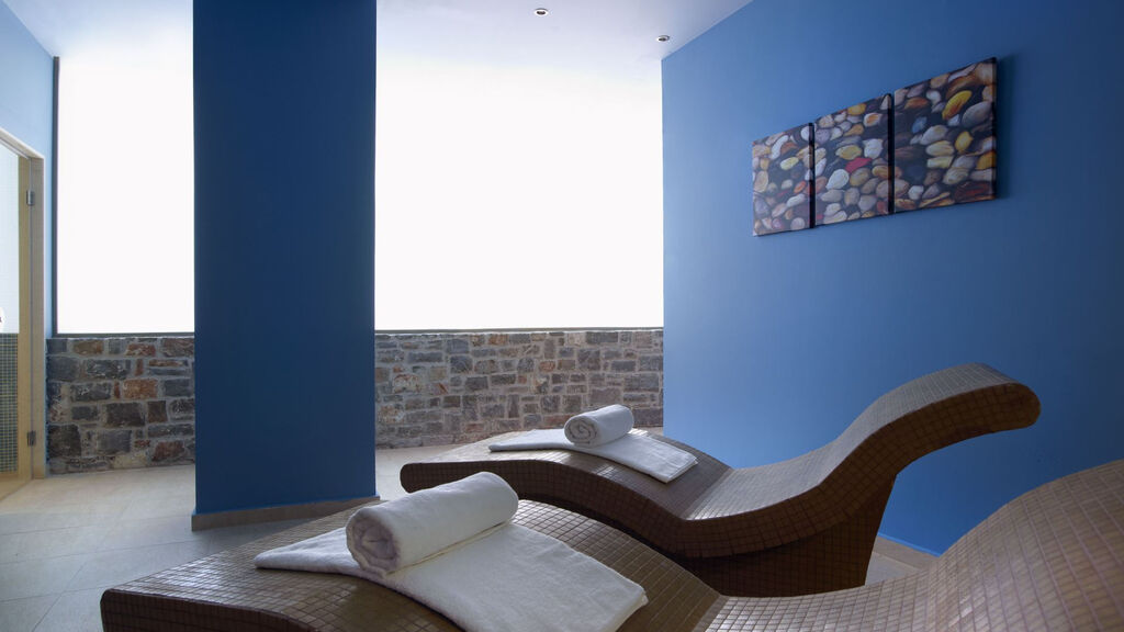 Filion Suites Resort & Spa