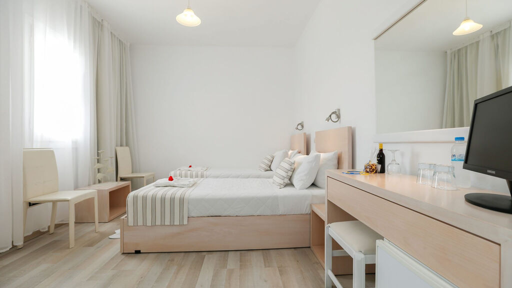 Fito Aqua Bleu Resort