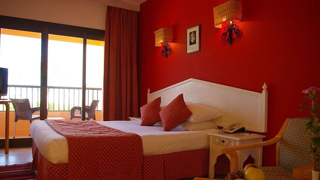 Flamenco Beach And Resort