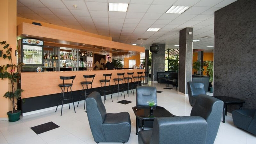 Flamingo Beach (Ex. Avliga)