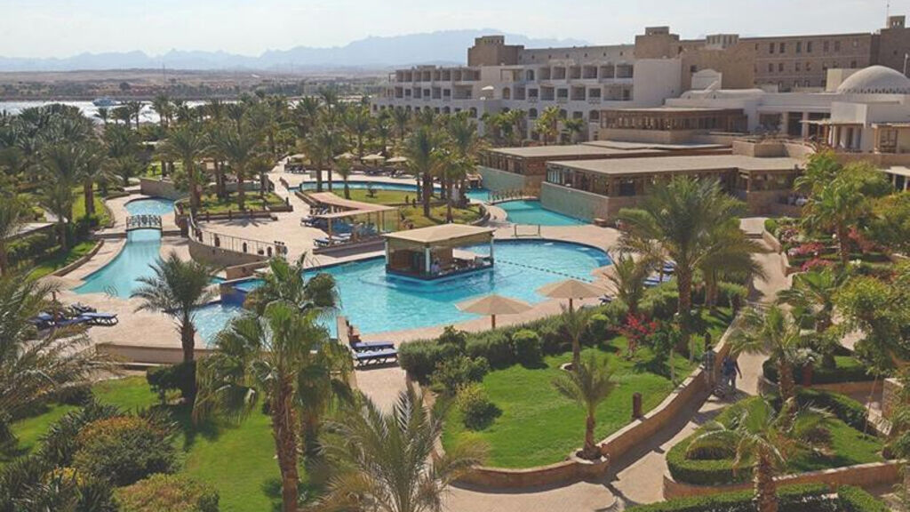 Fort Arabesque Resort & Villas