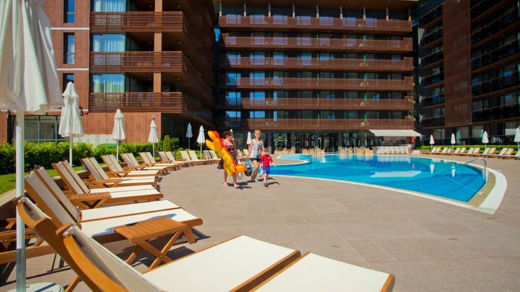 Galeon Residence & Spa