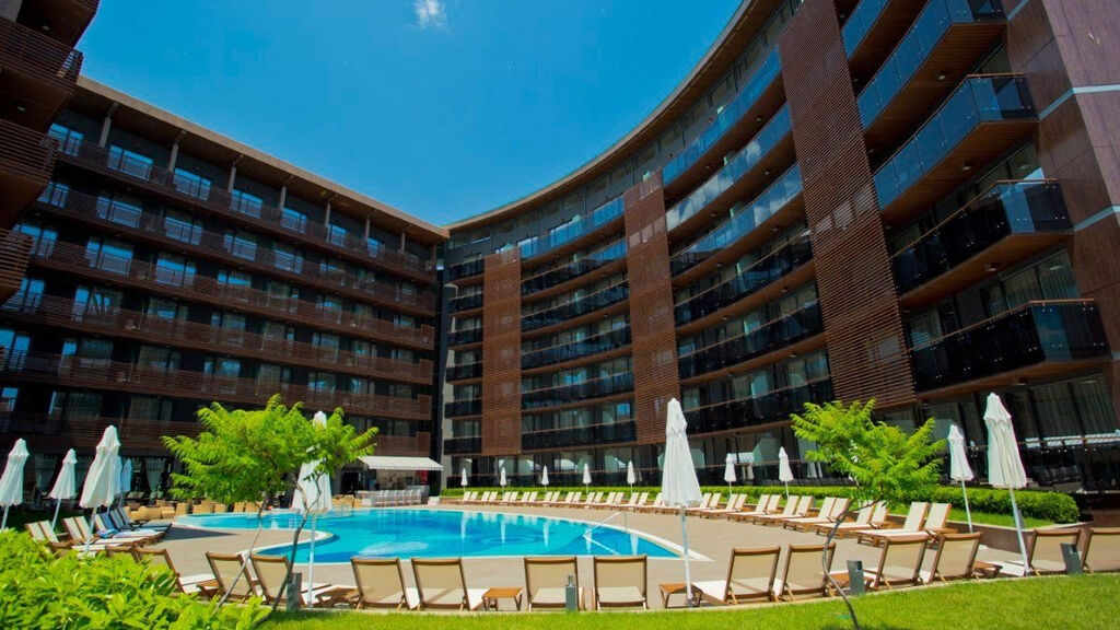 Galeon Residence & Spa