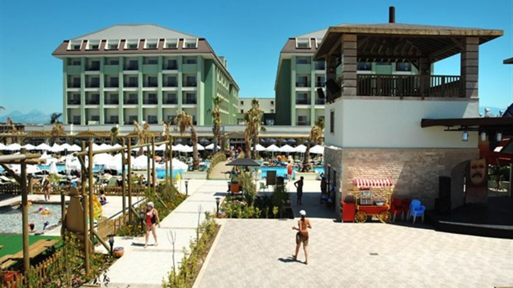 Garden Resort Bergamot