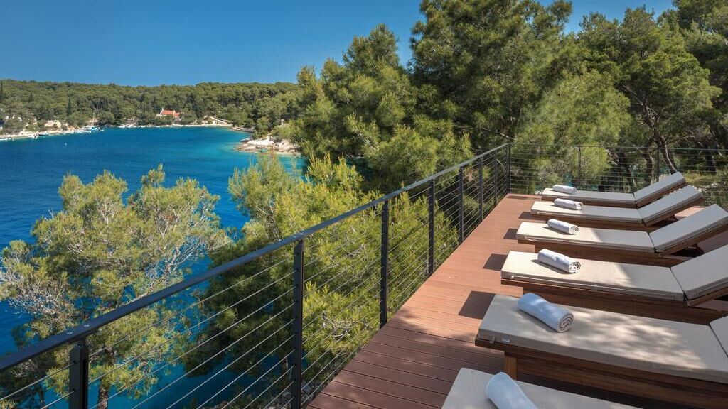 Gava Waterman Milna Resort