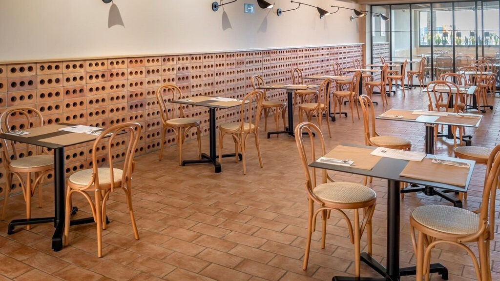 Ght Miratge Adults Only