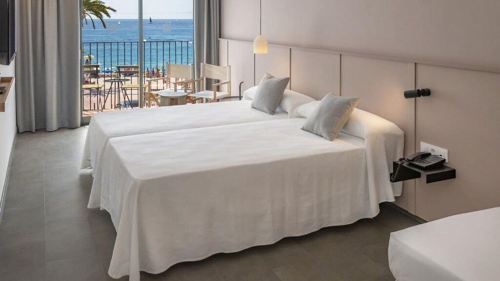 Ght Miratge Adults Only