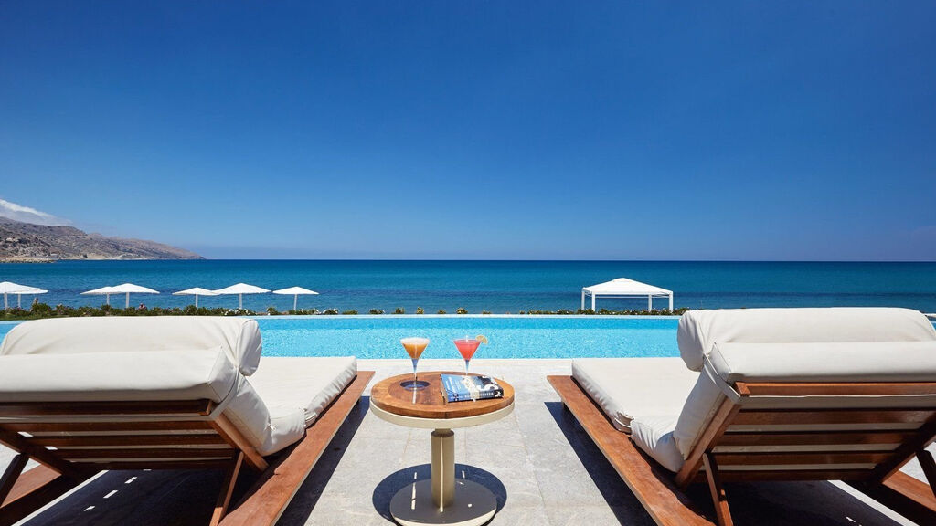 Giannoulis Grand Bay Beach Resort