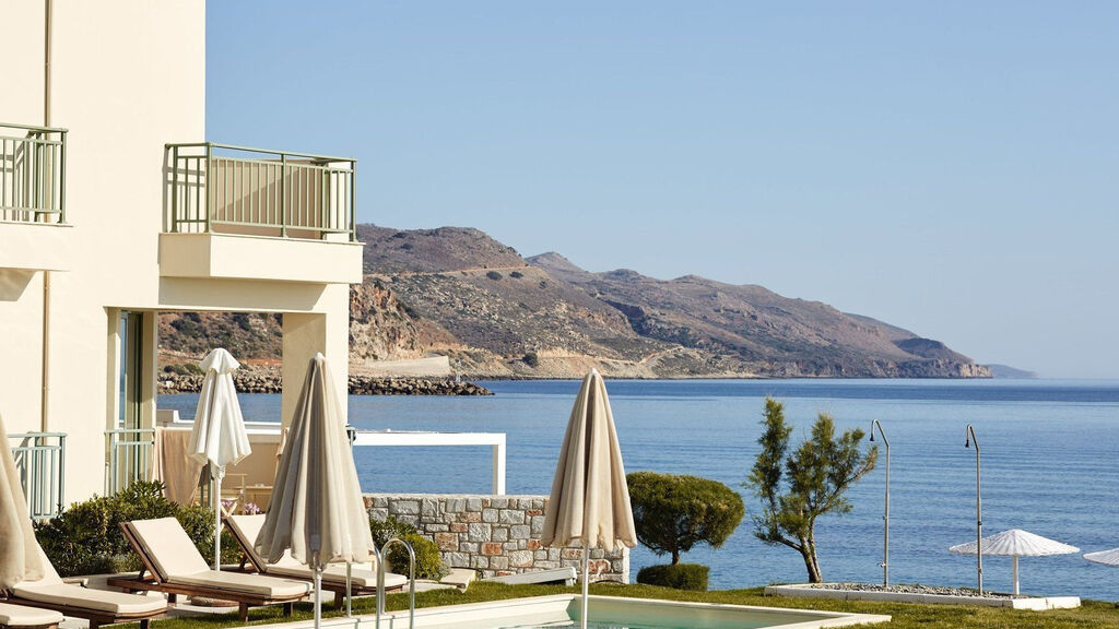 Giannoulis Grand Bay Beach Resort