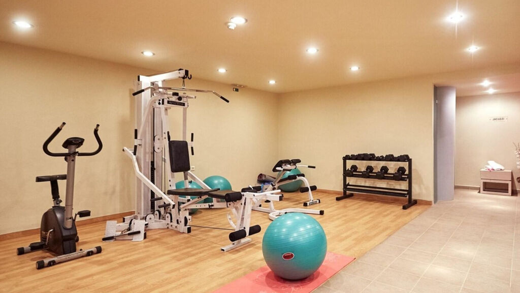 Giannoulis Santa Marina Plaza