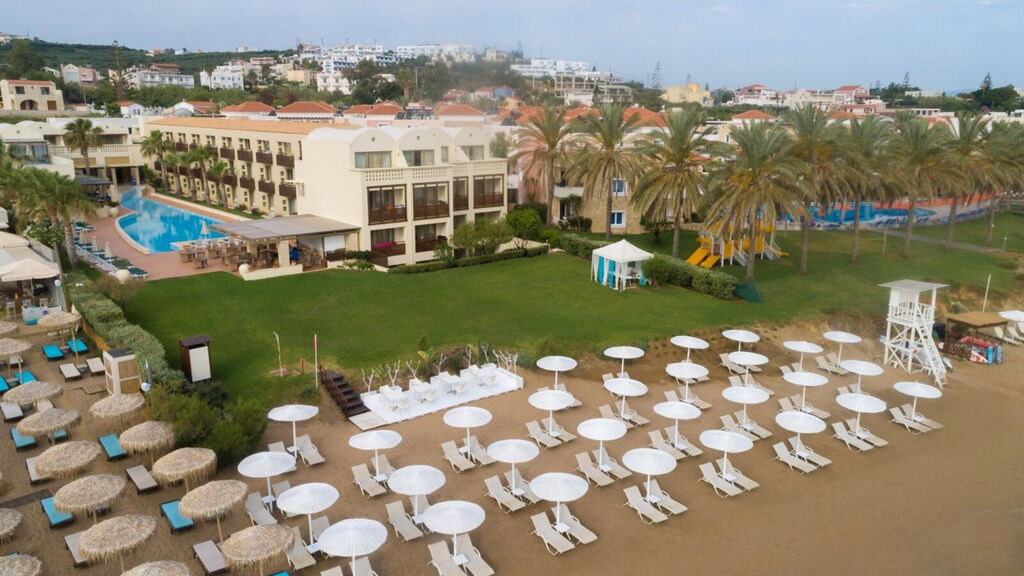 Giannoulis Santa Marina Plaza