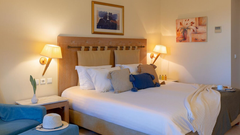 Giannoulis Santa Marina Plaza