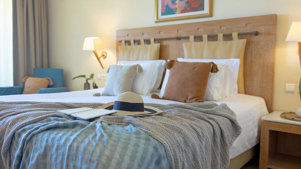 Giannoulis Santa Marina Plaza