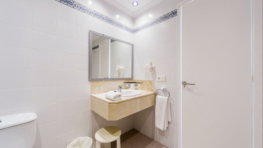 Globales Cala'N Blanes