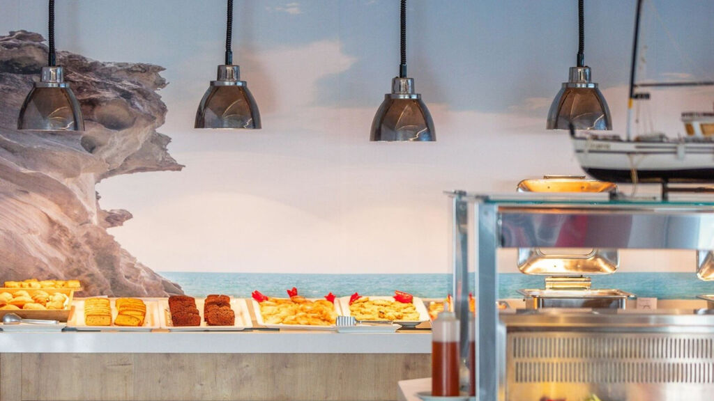 Golden Bay Hotel & Bungalows