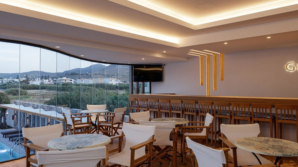 Golden Bay Hotel & Bungalows