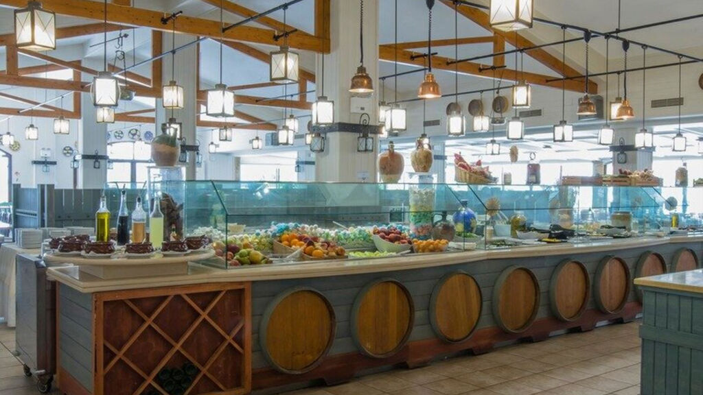 Golden Coast Hotel And Bungalows