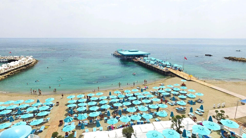 Granada Luxury Beach