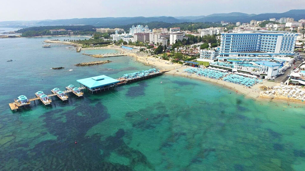 Granada Luxury Beach