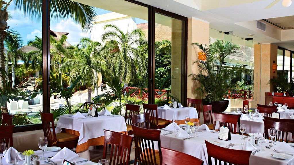 Bahia Principe Grand Coba