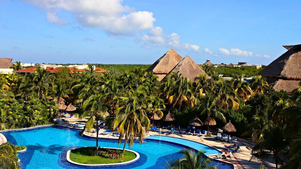 Bahia Principe Grand Coba