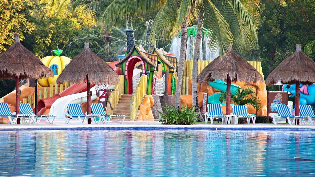 Bahia Principe Grand Coba