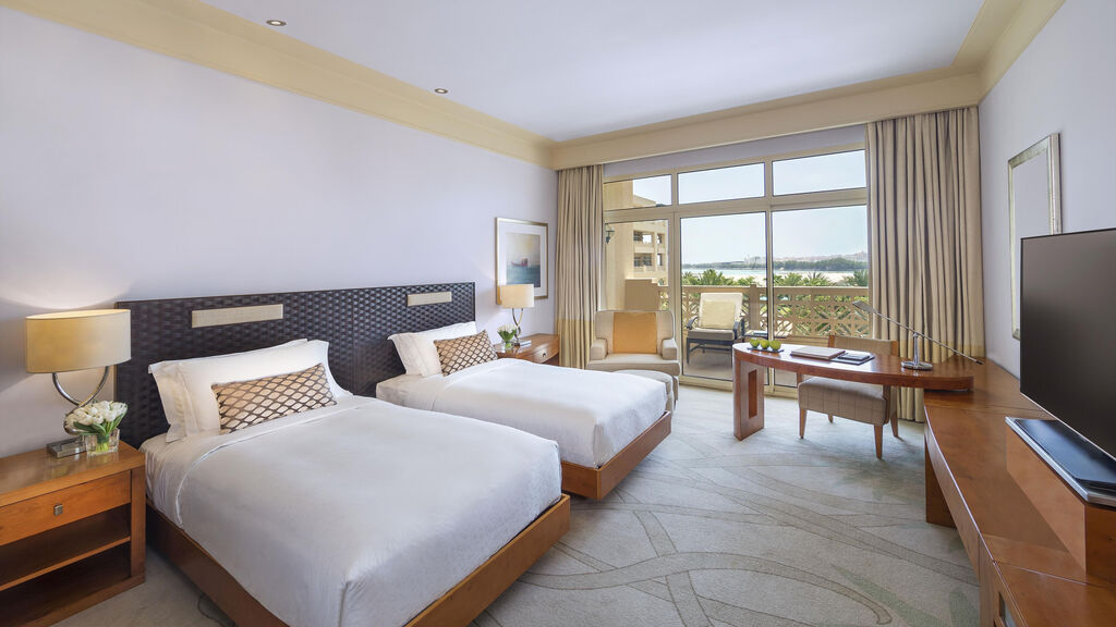 Grand Hyatt Doha Hotel & Villas