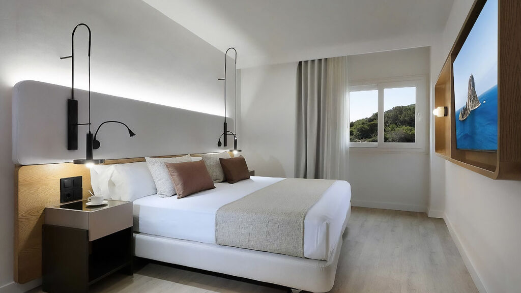 Grand Palladium Palace Ibiza Resort & Spa