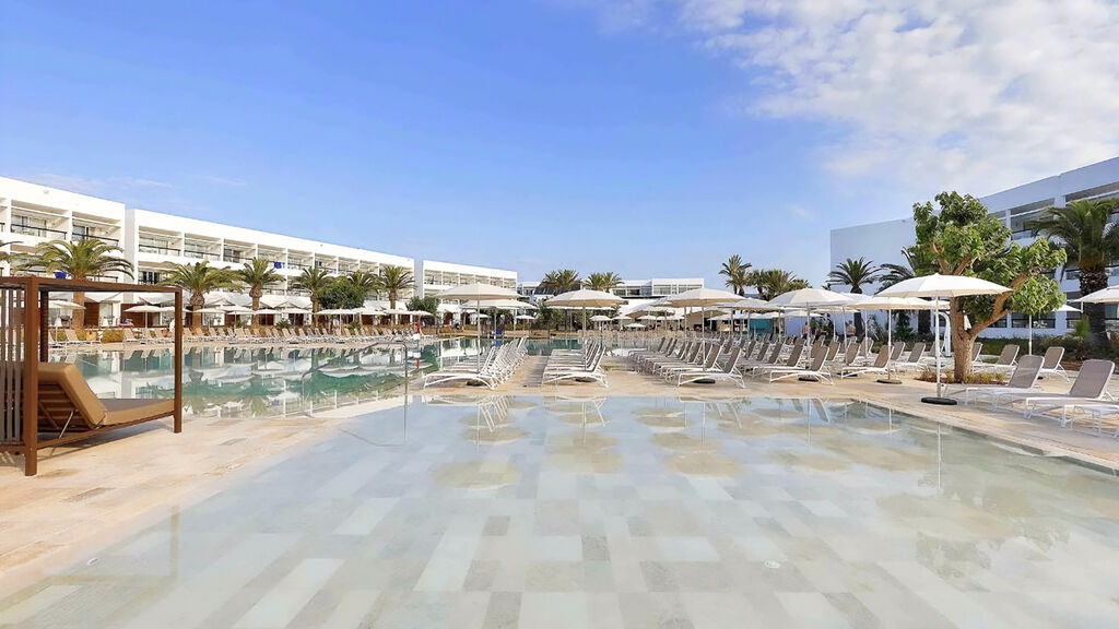 Grand Palladium Palace Ibiza Resort & Spa