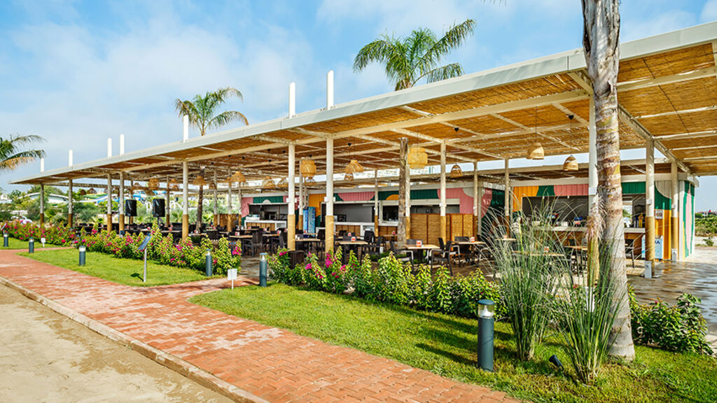 Grand Park Lara