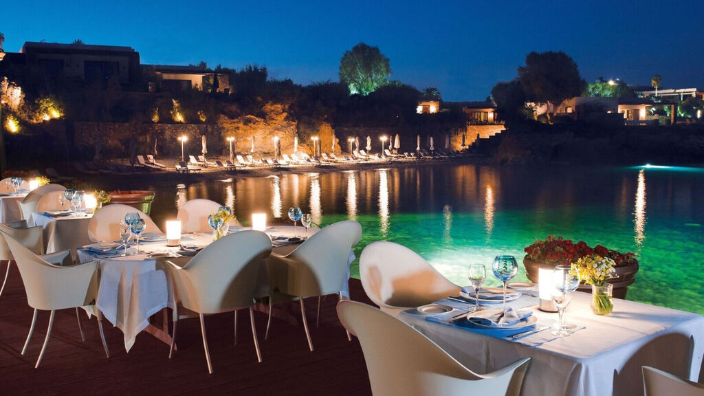 Grand Resort Lagonissi