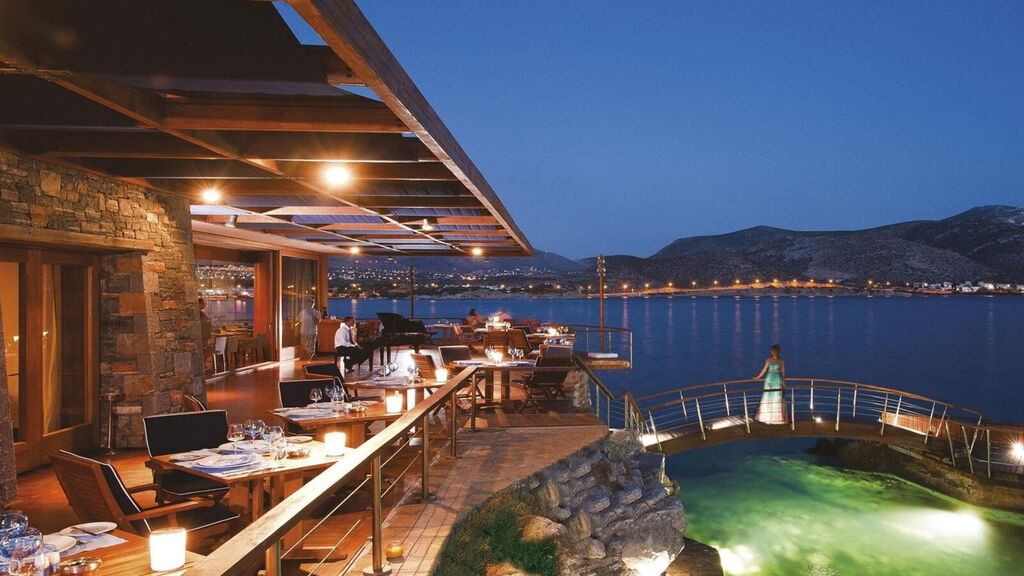 Grand Resort Lagonissi