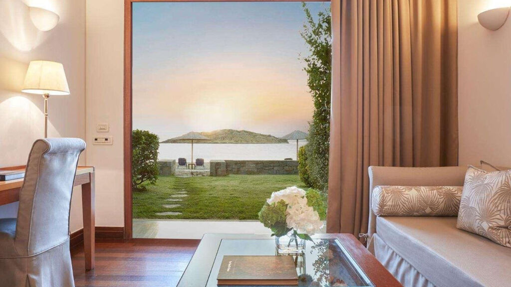 Grand Resort Lagonissi