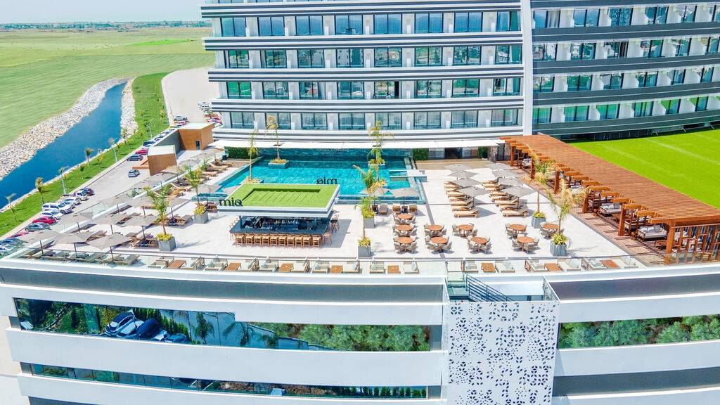 Grand Sapphire Resort