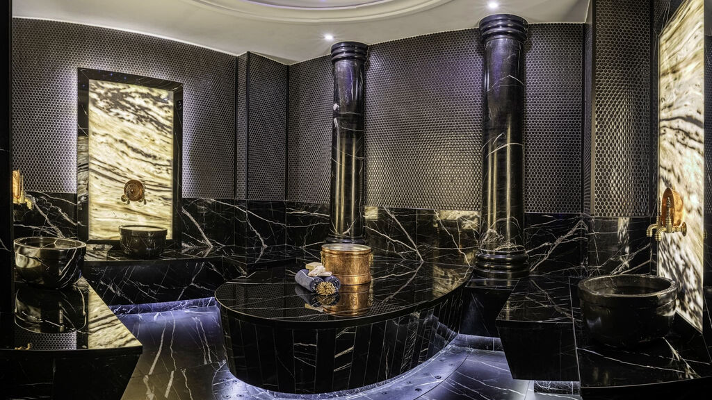 Grand Sapphire Resort