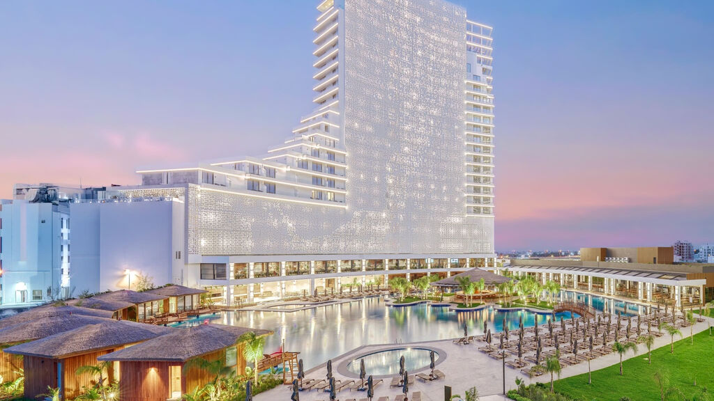 Grand Sapphire Resort