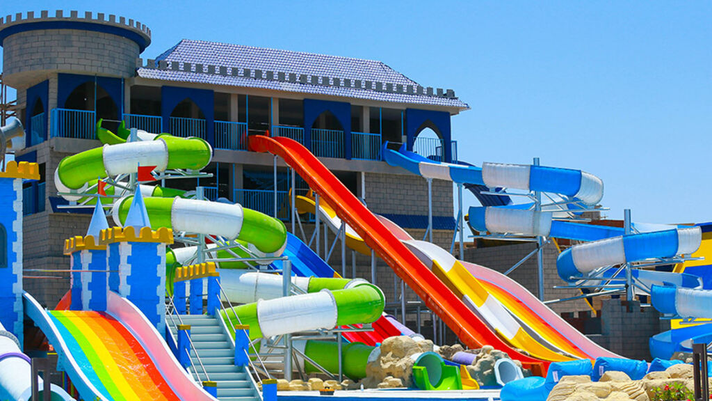 Gravity Hotel & Aqua Park