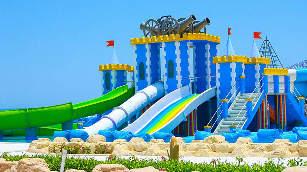 Gravity Hotel & Aqua Park