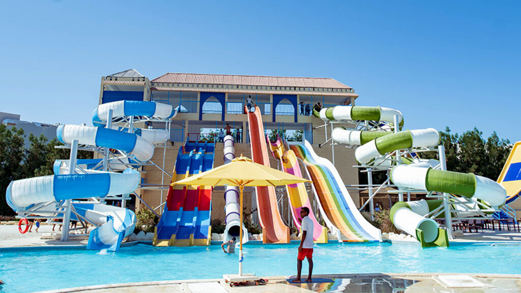 Gravity Hotel & Aqua Park