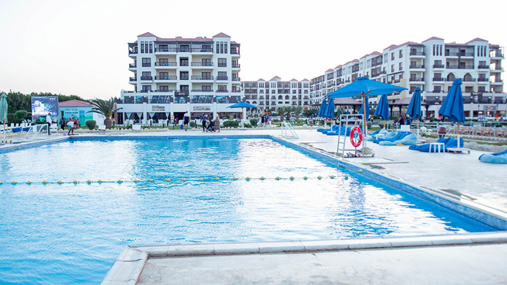 Gravity Hotel & Aqua Park