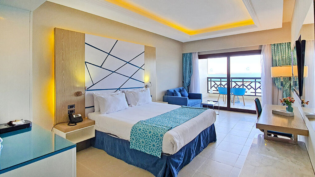 Gravity Hotel & Aqua Park